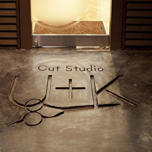 Cut Studio U+K　（カットスタジオユーケー）