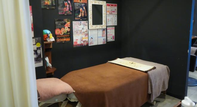 株式会社アミューズ